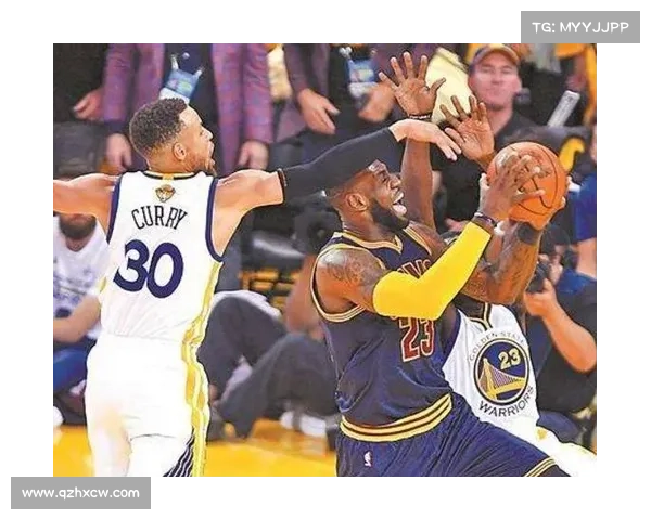 NBA总决赛:勇士队总比分4比2夺冠 库里获得总决赛最有价值球员 NBA总决赛:勇士队总比分4比2夺冠 库里获得总决赛最有价值球员